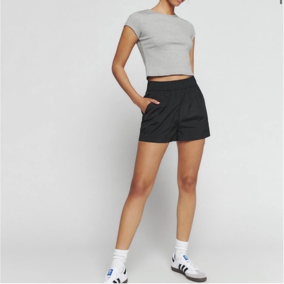 Reformation Pants - Reformation Short Size Small